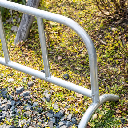 ガードフェンス　ガレージ　バリケード　フェンス