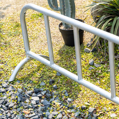 ガードフェンス　ガレージ　バリケード　フェンス