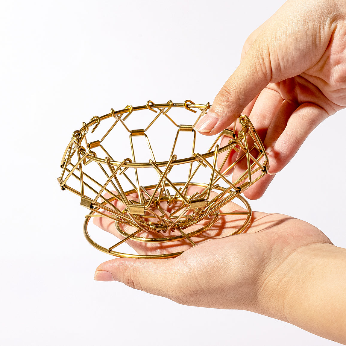 ポータブルコーヒードリッパー (ゴールド)　アウトドア　持ち運びドリッパー　コーヒーグッズ