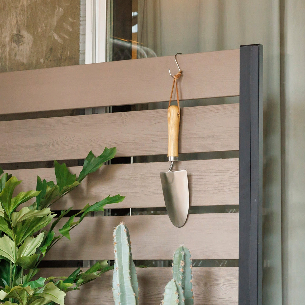 ガーデンコテ　トローウェル　移植ゴテ　ガーデニング