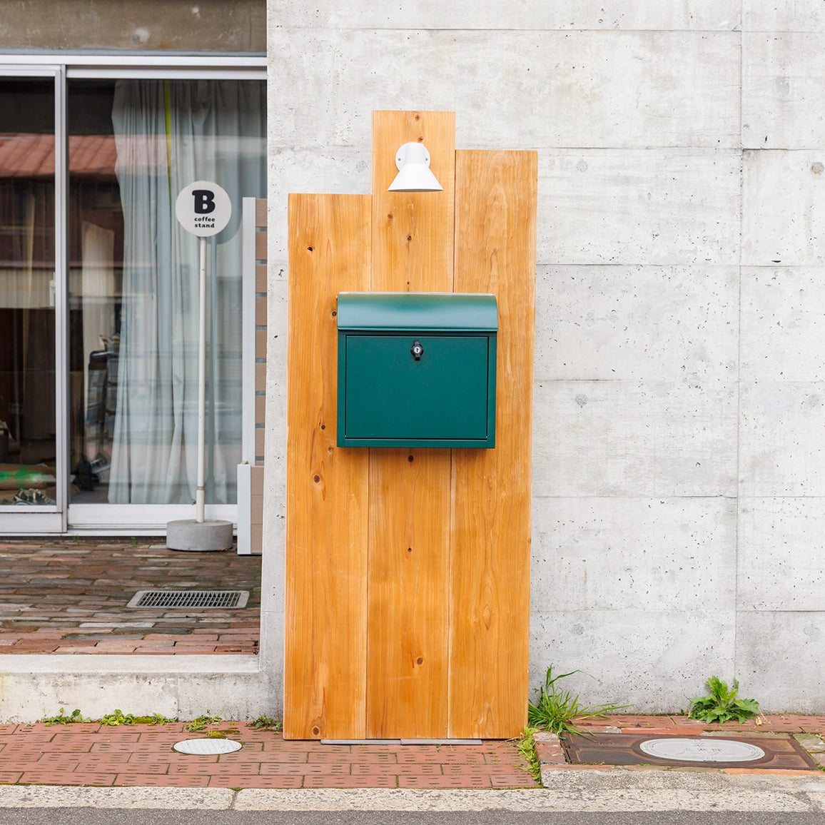 鍵付きポスト (グリーン)　メールボックス　郵便受け